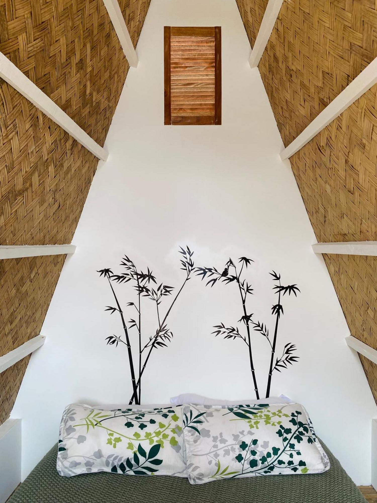 Happy Monkey Hostel El Nido Buitenkant foto