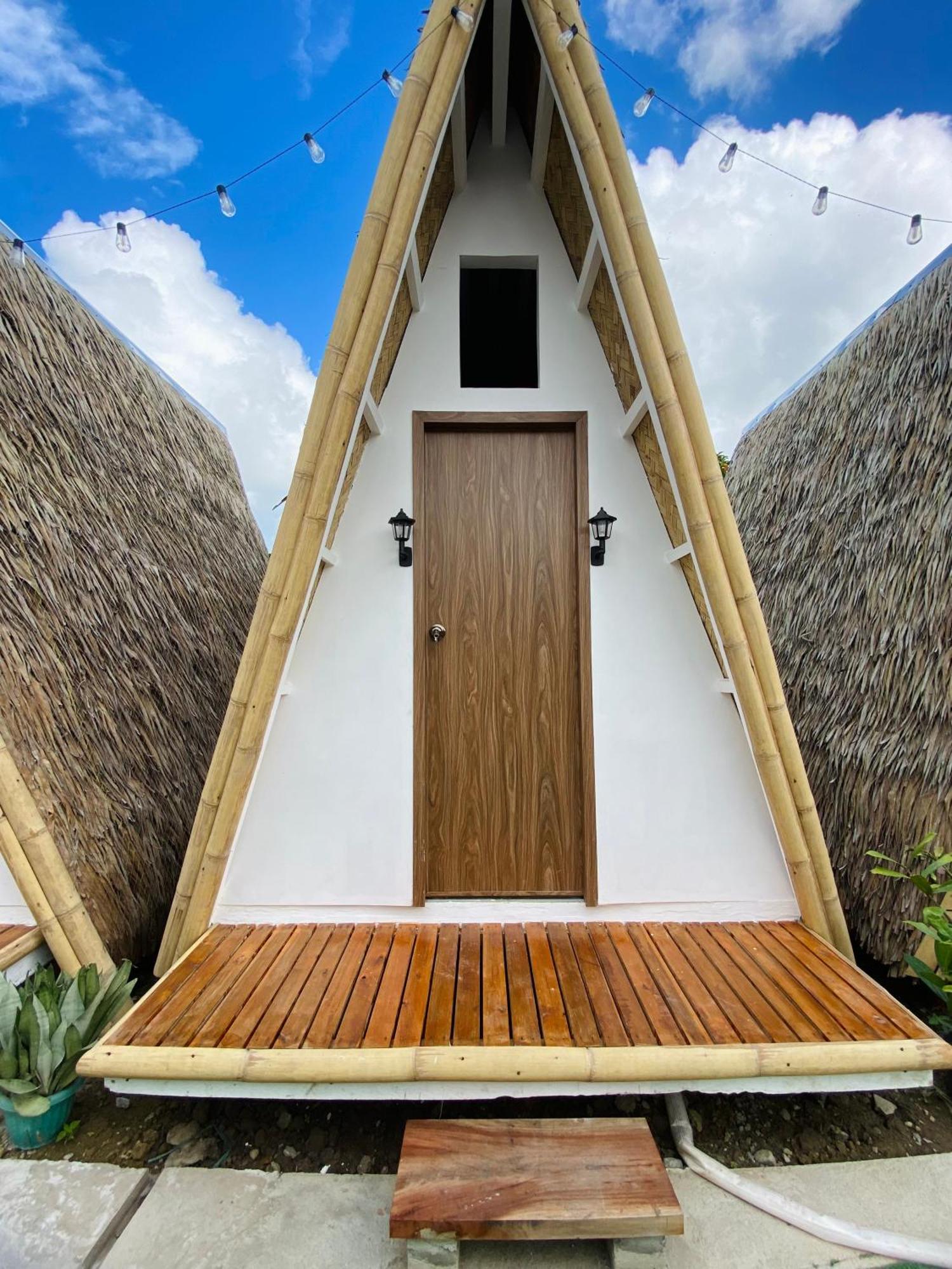 Happy Monkey Hostel El Nido Buitenkant foto