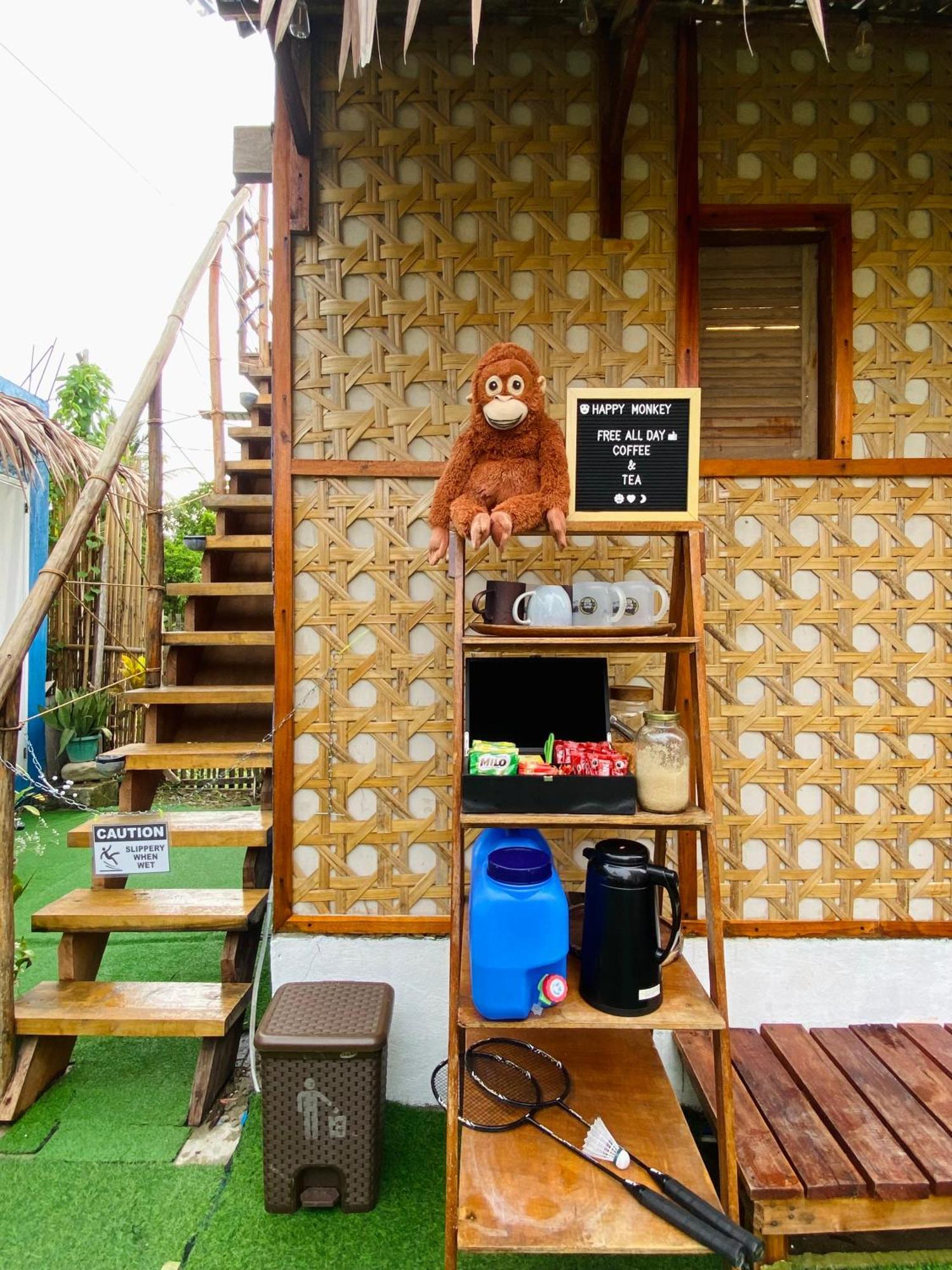 Happy Monkey Hostel El Nido Buitenkant foto